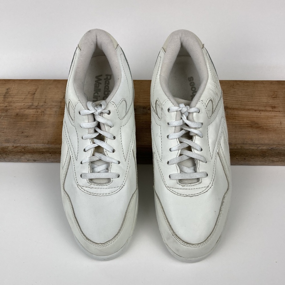 Vintage Reebok White Leather Retro Walking Shoe